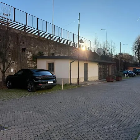 Luxury House In Pietrasanta 130 Mq *