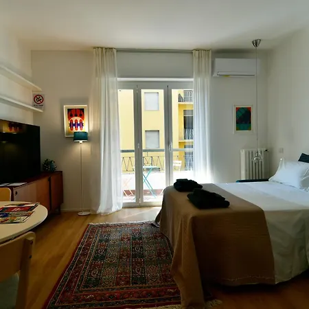 Emotion 716 E Sei A Casa! Milan