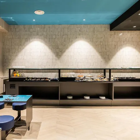 Smart Hotel 4*