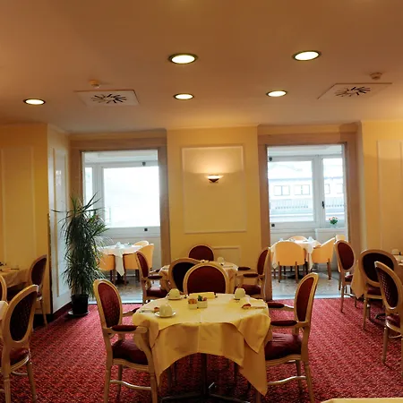 Ih Ambasciatori Hotel 4*