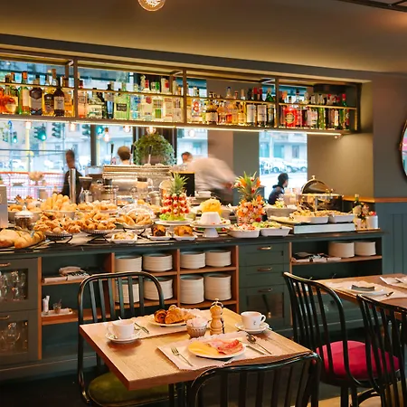 Windsor Hotel 4*
