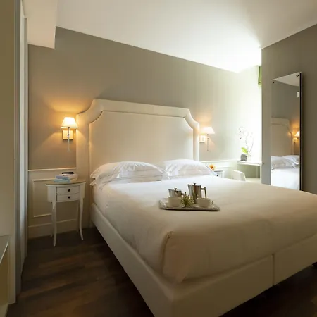 Hotel Fenice 3*