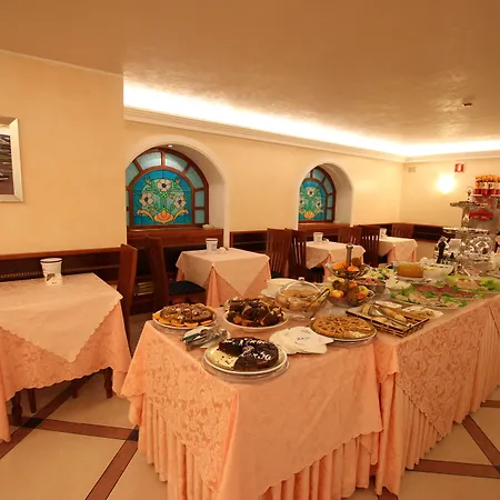 Mokinba Montebianco Hotell