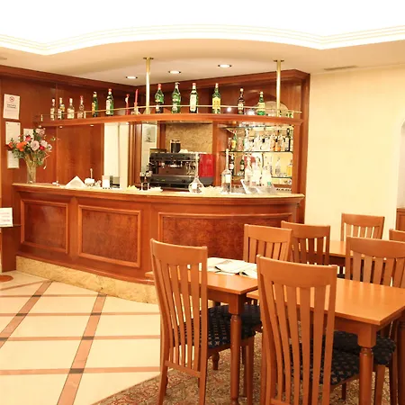 Mokinba Montebianco Милан