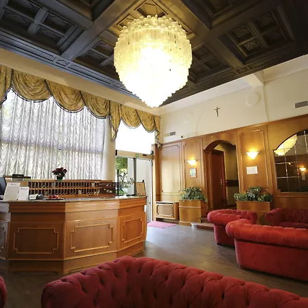 Hotell Mokinba Montebianco