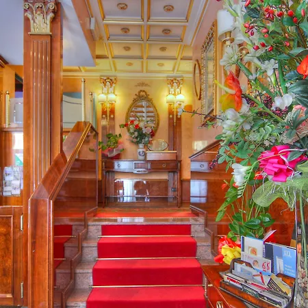 维多利亚酒店 4*