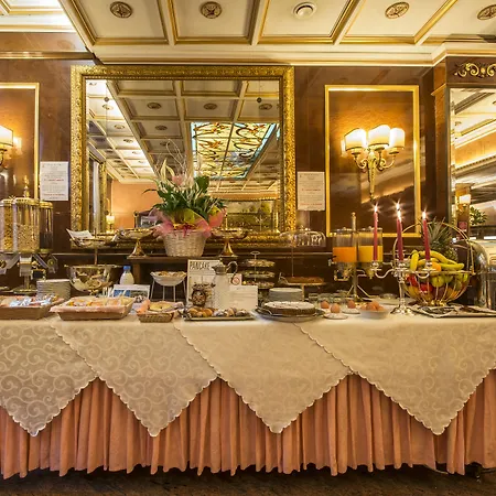 维多利亚酒店 酒店 4*