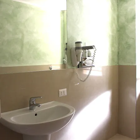 俱乐部酒店 酒店 3*