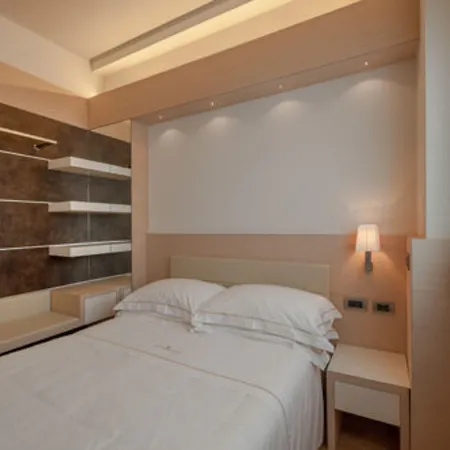 Ariston Hotel 4*