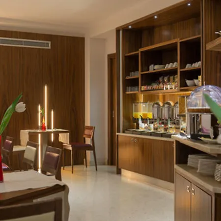 Ariston Hotel
