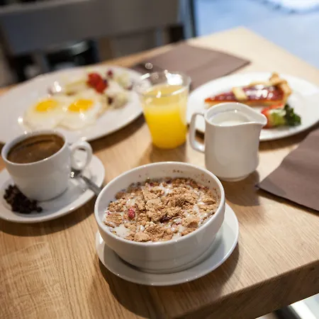 سبايس ميلانو فندق 3*