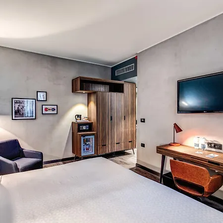 Duo Porta Nuova, A Tribute Portfolio