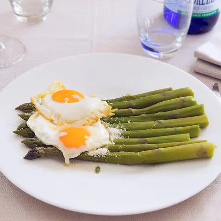 Eco & Bioriso Restaurant Hotel 3*