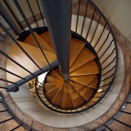 Hotel Grand Visconti Palace