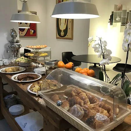 ベルニーナ ホテル