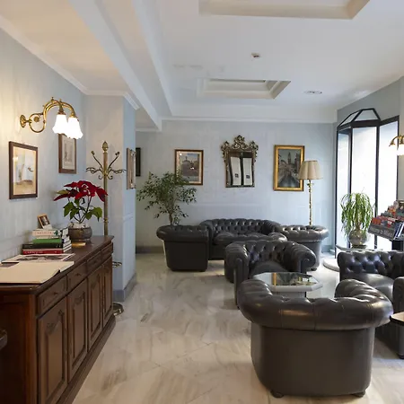 Jr Bocconi Hotel 4*