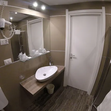 佩鲁吉诺酒店 酒店 米兰