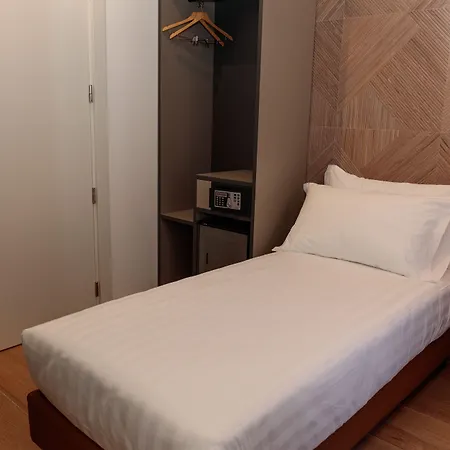 London Hotel