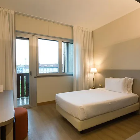 Nasco Hotel