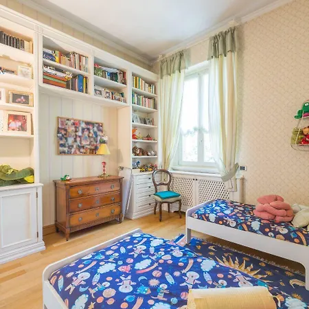 Luxury In A Private Area Of Life Villa Mailand