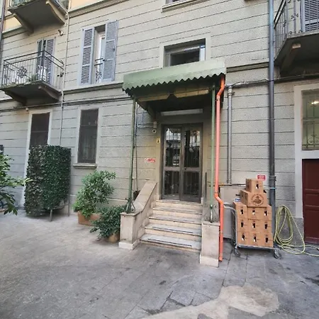 Lilly Pensionat Milano