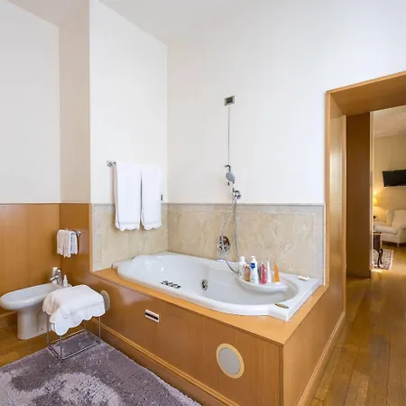 Luxury In A Private Area Of Life * Mailand