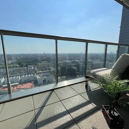 Skyline15-elegant Panoramic Apartment-metro M1- Only 20 Minutes From Cathedral Vakantiehuis Milaan