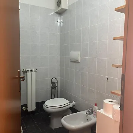 ホームステイ Stanza In Zona Villaggio Olimpico