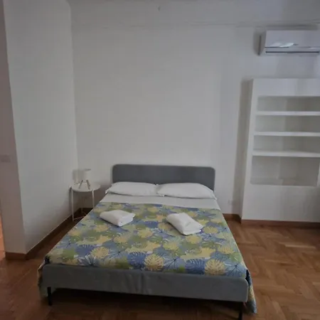 Lilly Pensionat Milano