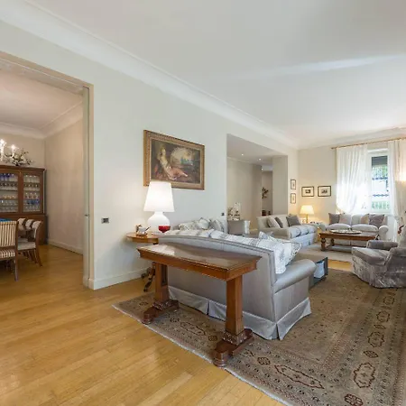 Luxury In A Private Area Of Life Villa *