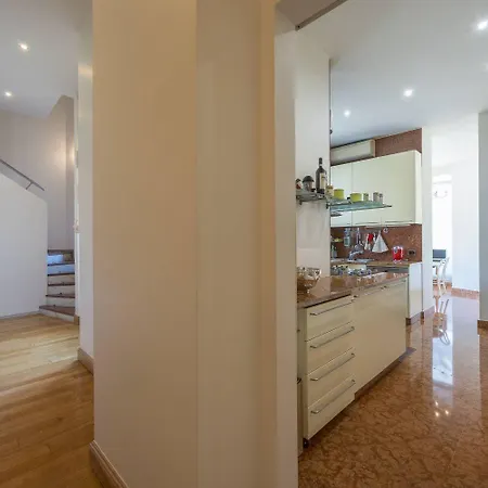 Luxury In A Private Area Of Life Mailand