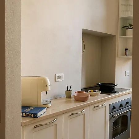 Navigli Bocconi - 2 Bedrooms Milánó