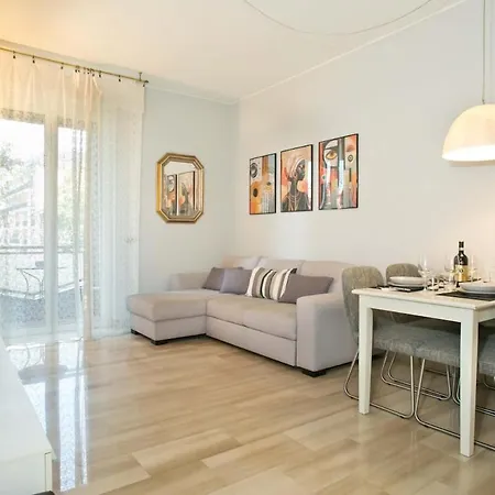 Cozy 5 Posti Letto - 15 Minuti Dal Duomo - Metro M1 A 4 Minuti - Ac - Wifi - Netflix *