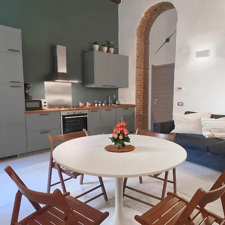 Duomo Porta Romana Direct Up To 5 Guests *