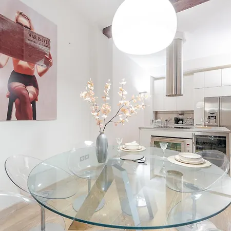 Breraprivata - Con Giardino E Ad Uso Esclusivo - Милан