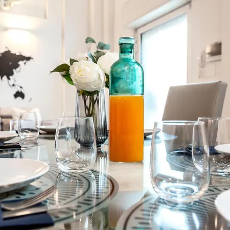 Stayeasy Bernina - Design Loft, Metro&free Parking Lejlighed