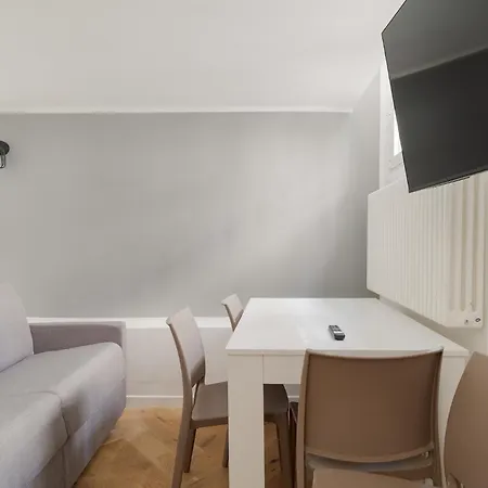 Guesthost - Brera Modern * Mailand