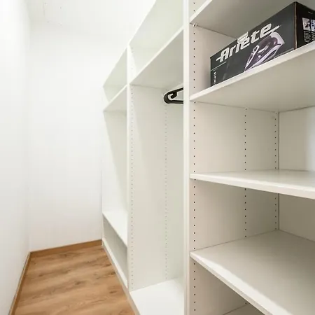 70 Mq Station 100 Mt Apartamento