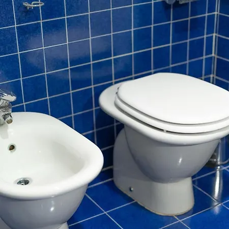 Canavesi Red Metro Primaticcio 4 Min Apartman