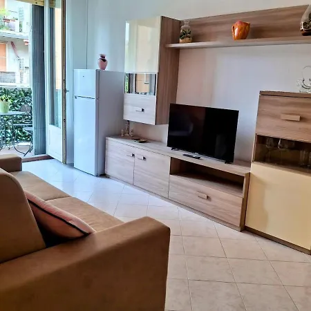 Casa Domenica Box Auto Gratuito Апартаменты