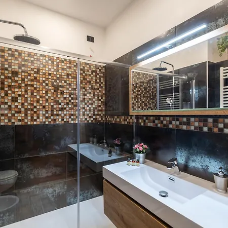 Relax E Privacy - Monolocale Con Giardino Privato * 밀라노