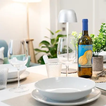 1 Bdr In Porta Romana Milan