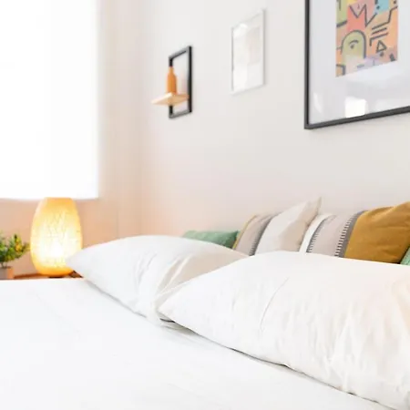 1 Bdr In Porta Romana * ミラノ