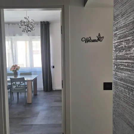 Sweethome Elegance 아파트