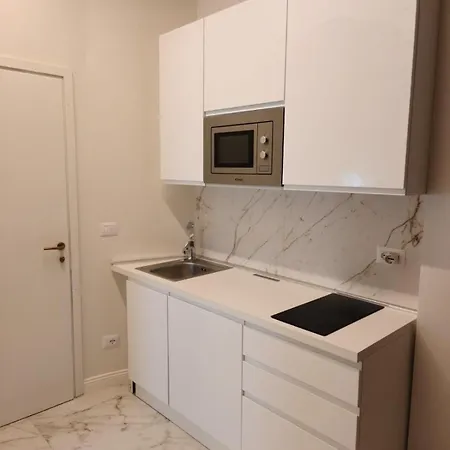 Design In Milan, Metro, Ac And Wifi Apartment Mailand