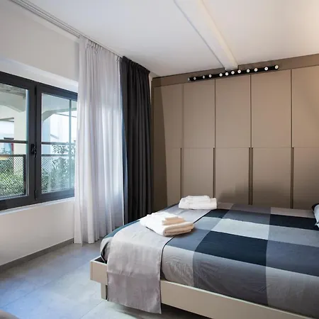 Luxury House In Pietrasanta 140 Mq アパート