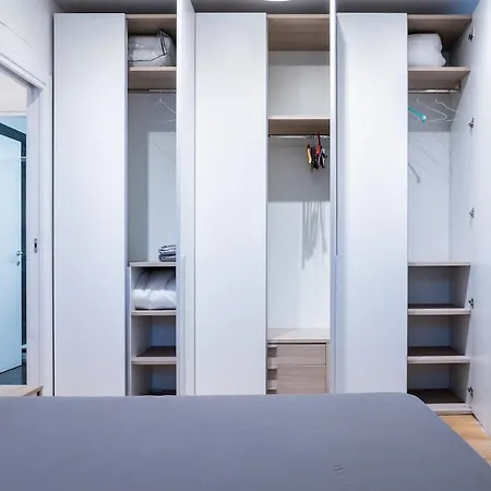 Apartmán Isola Living - M3-m5 Zara Subway *