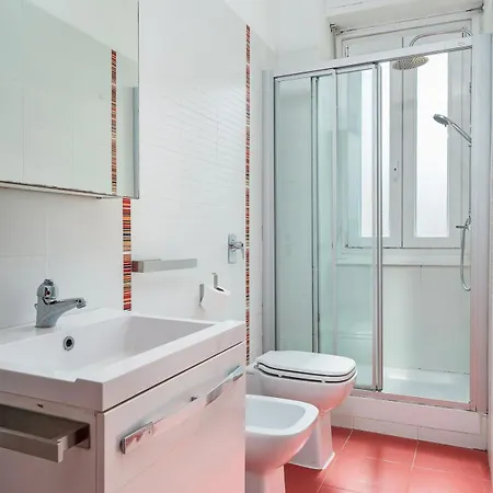 Bright, Smart Flat In Porta Venezia - Center * Milano
