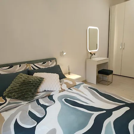 Appartamento Isola Metro 20m Modern Balcony Arthome Milano