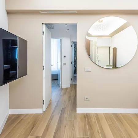 Michelangelo Moscova Golden House * Mediolan